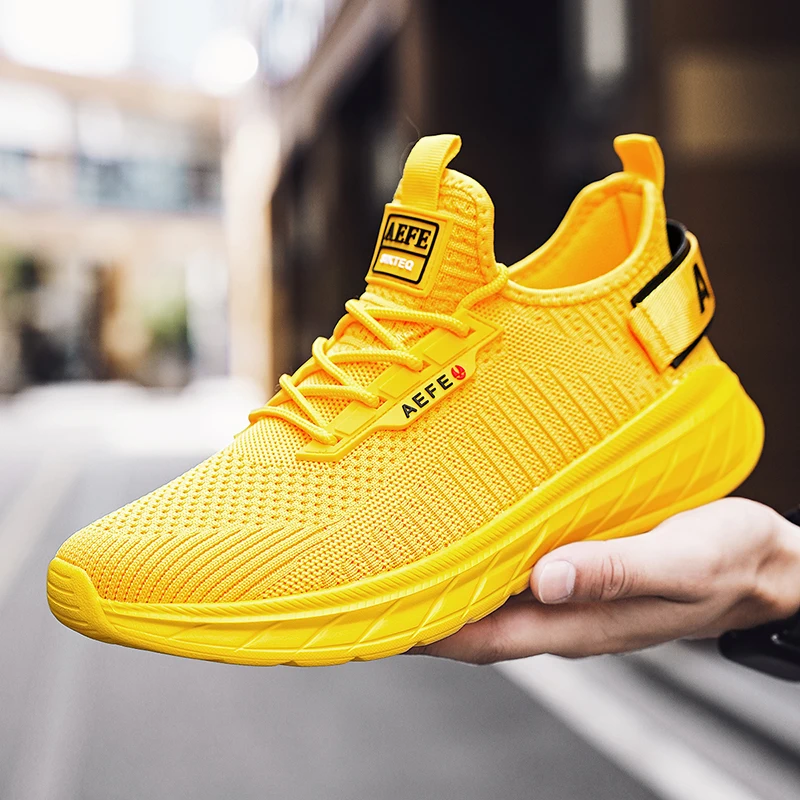 2025 New Soft Sole Men's Running Shoes Mesh Breathable Sneakers Comfortable Fashionable Versatile Male Casual Jogging Footwear