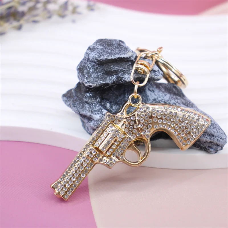 Creative Crystal Pistol Keychain Rhinestone Desert Eagle Gun Metal Pendant Keyring Car Backpack Keyholder