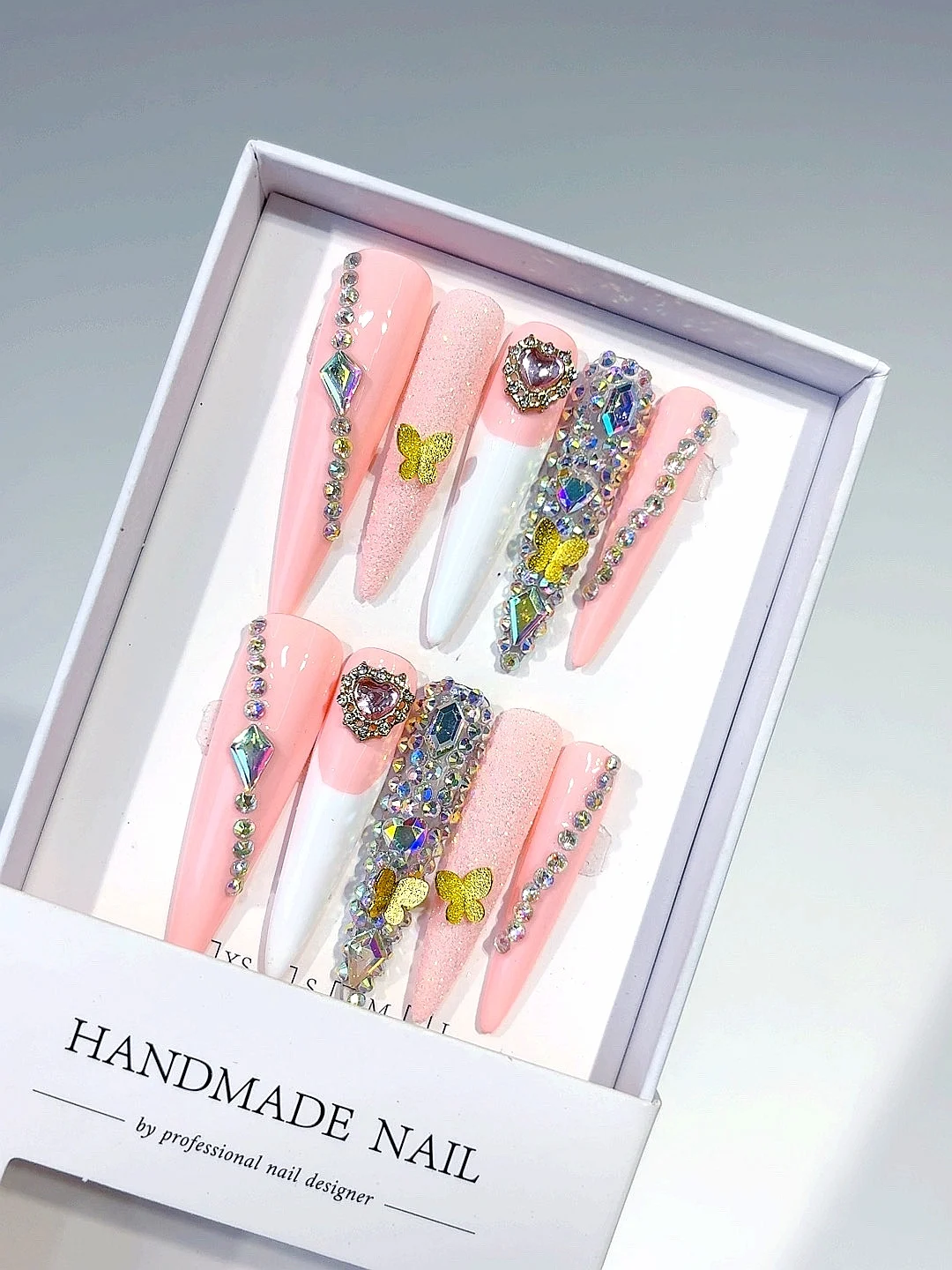 

Colorful Diamond Sparkling Pink Long Pointed Fashion Nail Art (M032)