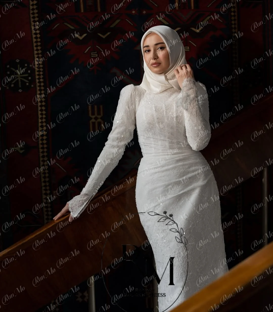 Abito da Sposa Ranmo Squisito Stile Sirena con Pizzo Scintillante, Maniche Lunghe, Plissettato, Vestito Nuziale Musulmano, Vestido de Novia Saudita 2026 con Strascico