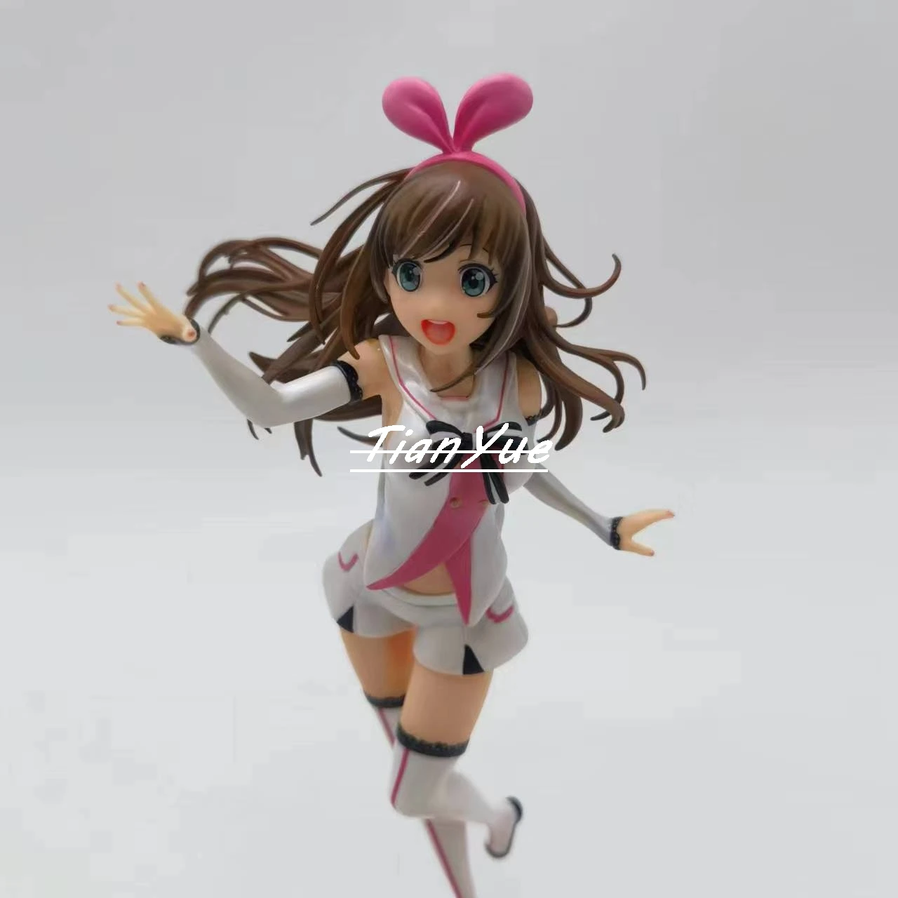 Anime Virtual YouTuber Kizuna AI  Channel Figure Cute Girls Toys 22cm