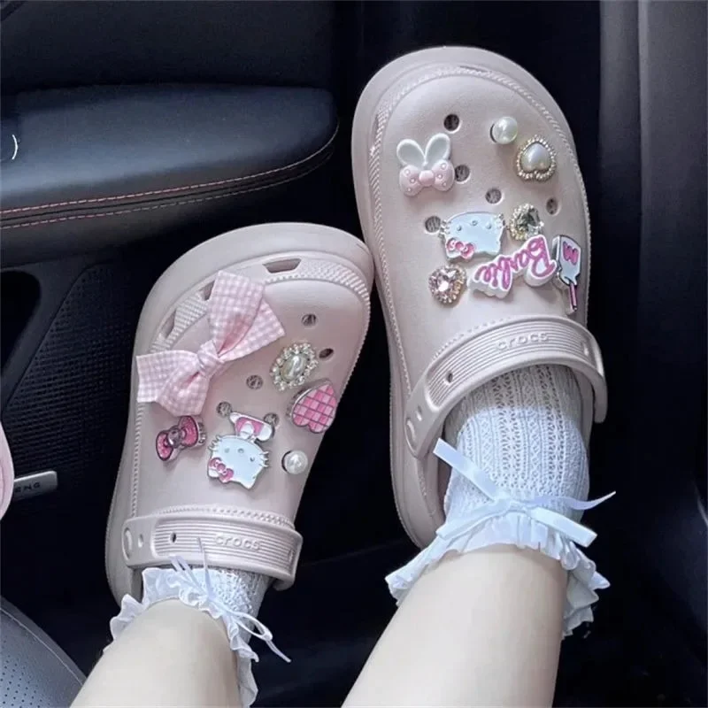 

Kawaii Sanrio Hellokitty Shoe Accessories 14pcs Cute Hole Shoe Accessories Anime Cartoon 3D DIY Decorative Shoe Flower Girl Gift