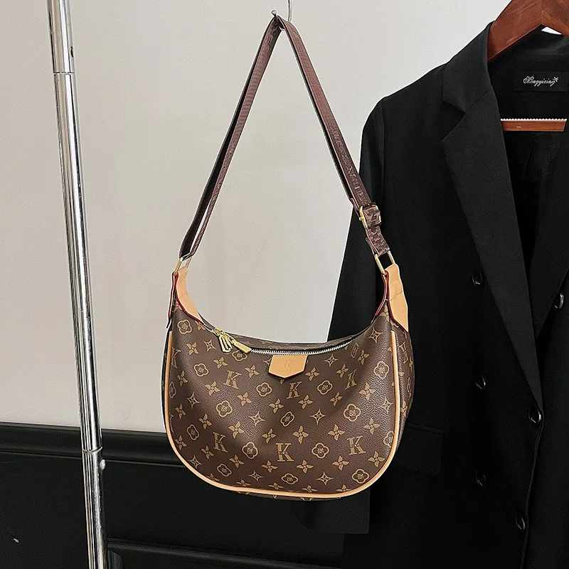 

2025 Trendy Dumpling Shoulder Bag, Women's Commuter Crossbody Purse, Day to Night Tote, Casual Sling Bag, Minimalist Leather Bag