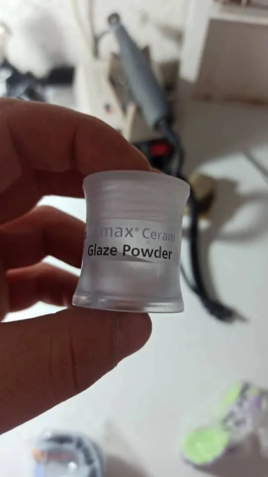 5g/Box Ivoclar IPS e.max Ceram  Glaze Powder FLUO Dental Laboratory  Porcelain Ceramic Powder