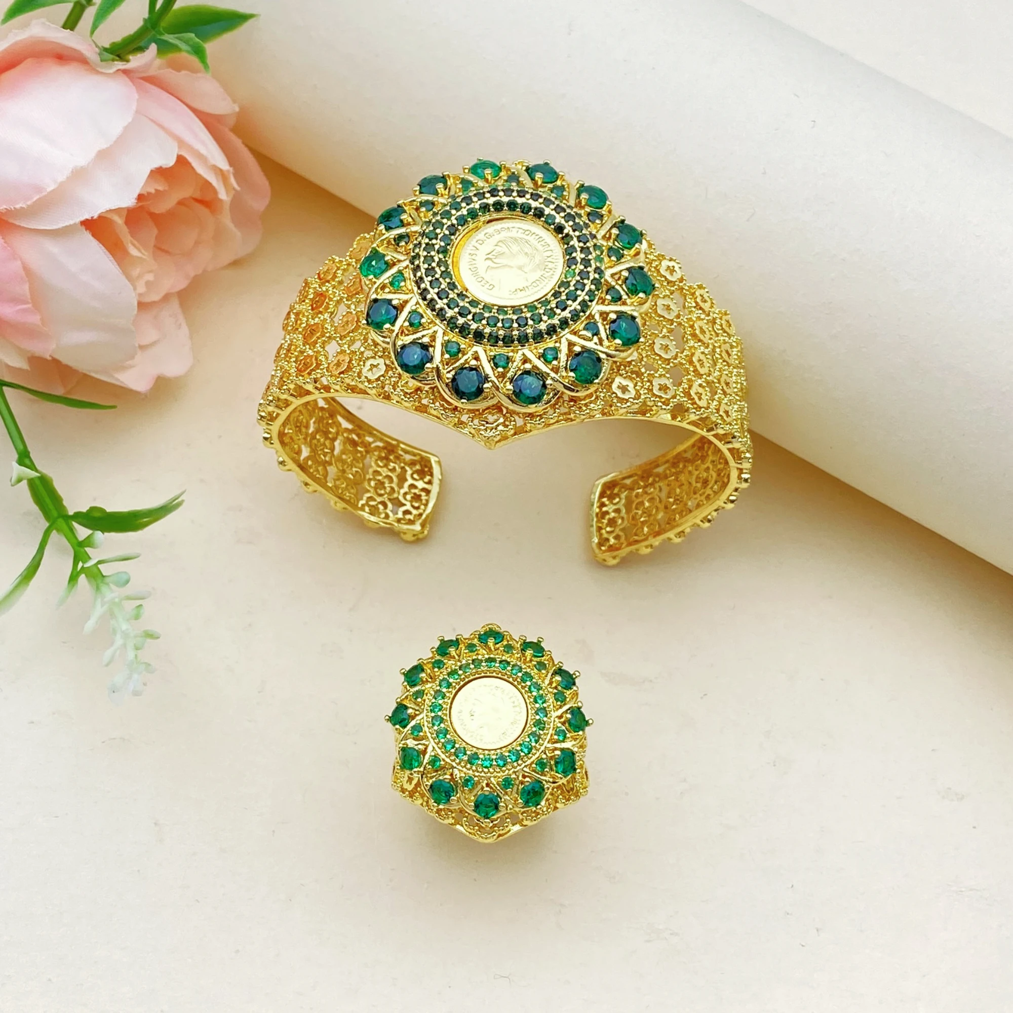 

Flora Saudi Arabic Style Gold Plated Zircon Bracelet Ring Set 2Pcs Trending Bridal Luxury Gift for Women