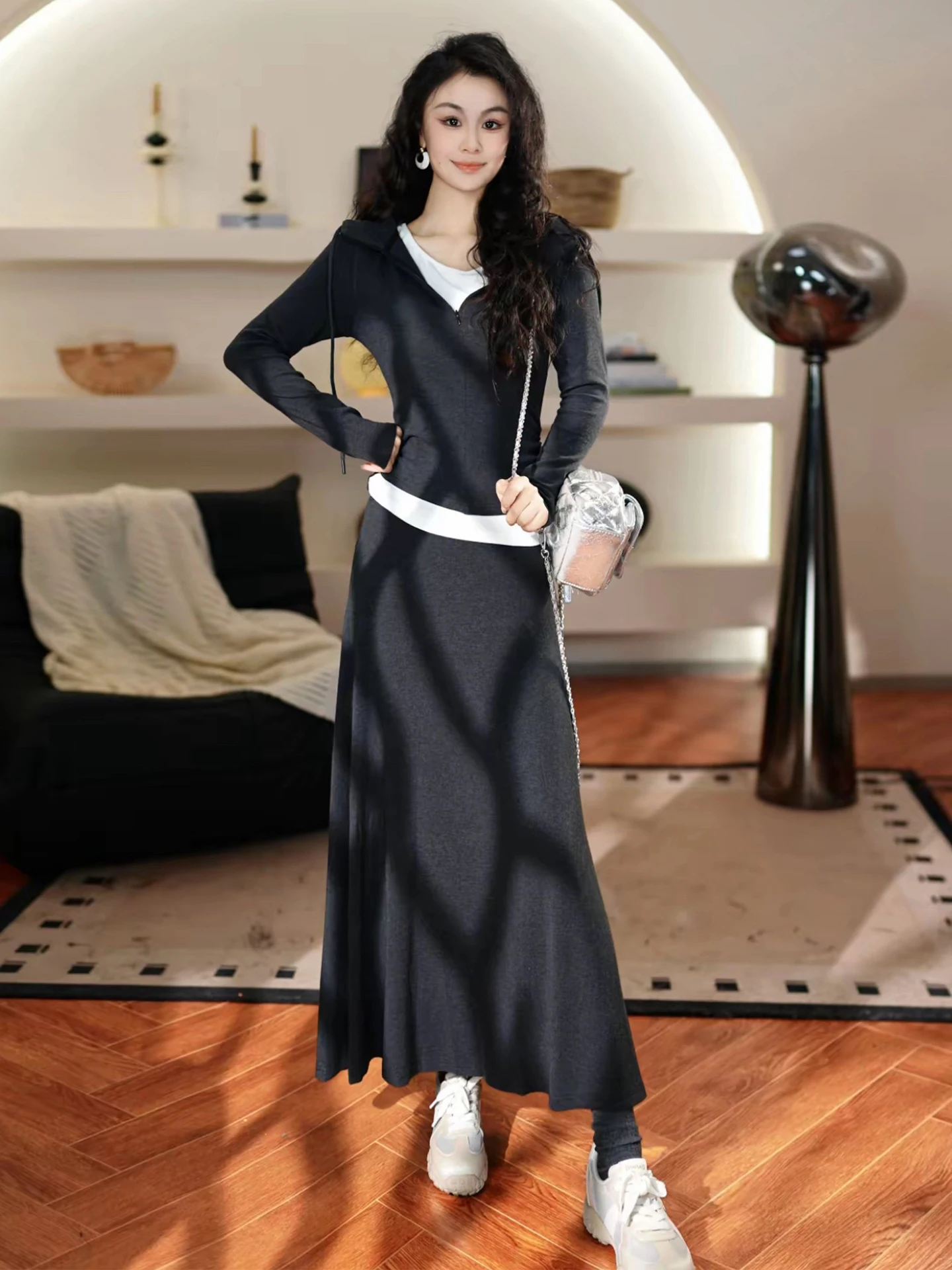 

Модный комплект из худи и юбки в стиле колор-блок, весна 2026, женский, с длинным рукавом, с кружевными вставками, из двух предметов, в корейском стиле