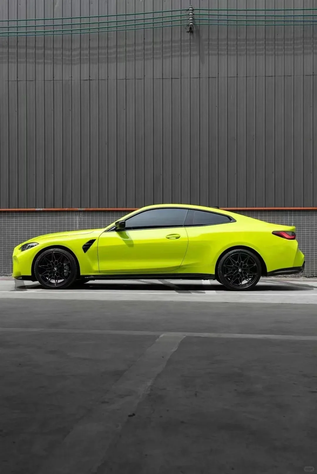 Yellow-green Highest Quality Vehicle Wrap HD PET Car Cover Covering Film Car Decoration Vinyl Wrap Stickers 17M