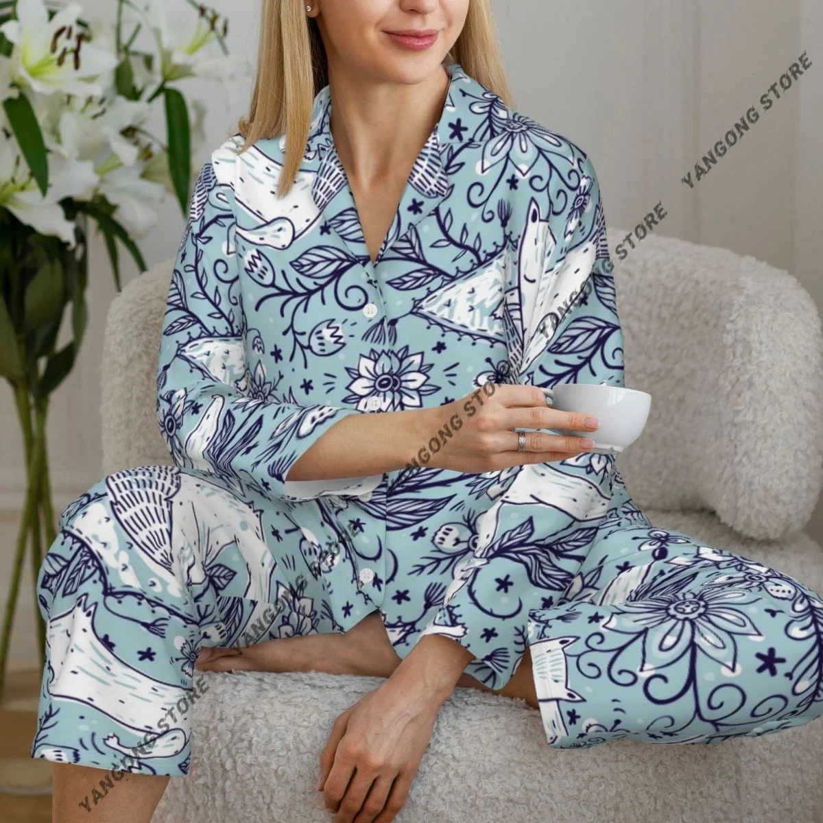 

Women's Pajamas Long-sleeved Girl Loungewear Two-piece Set Cute Foxes And Fantasy Floral Pajamas for Autumn Spring