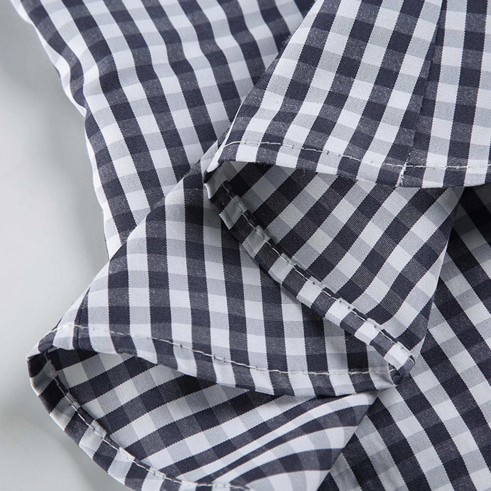 قمصان نسائية ذات ياقة مطبوعة منقوشة عصرية بأكمام طويلة وأزرار سفلية بقصة ضيقة لربيع وخريف ملابس الشارع