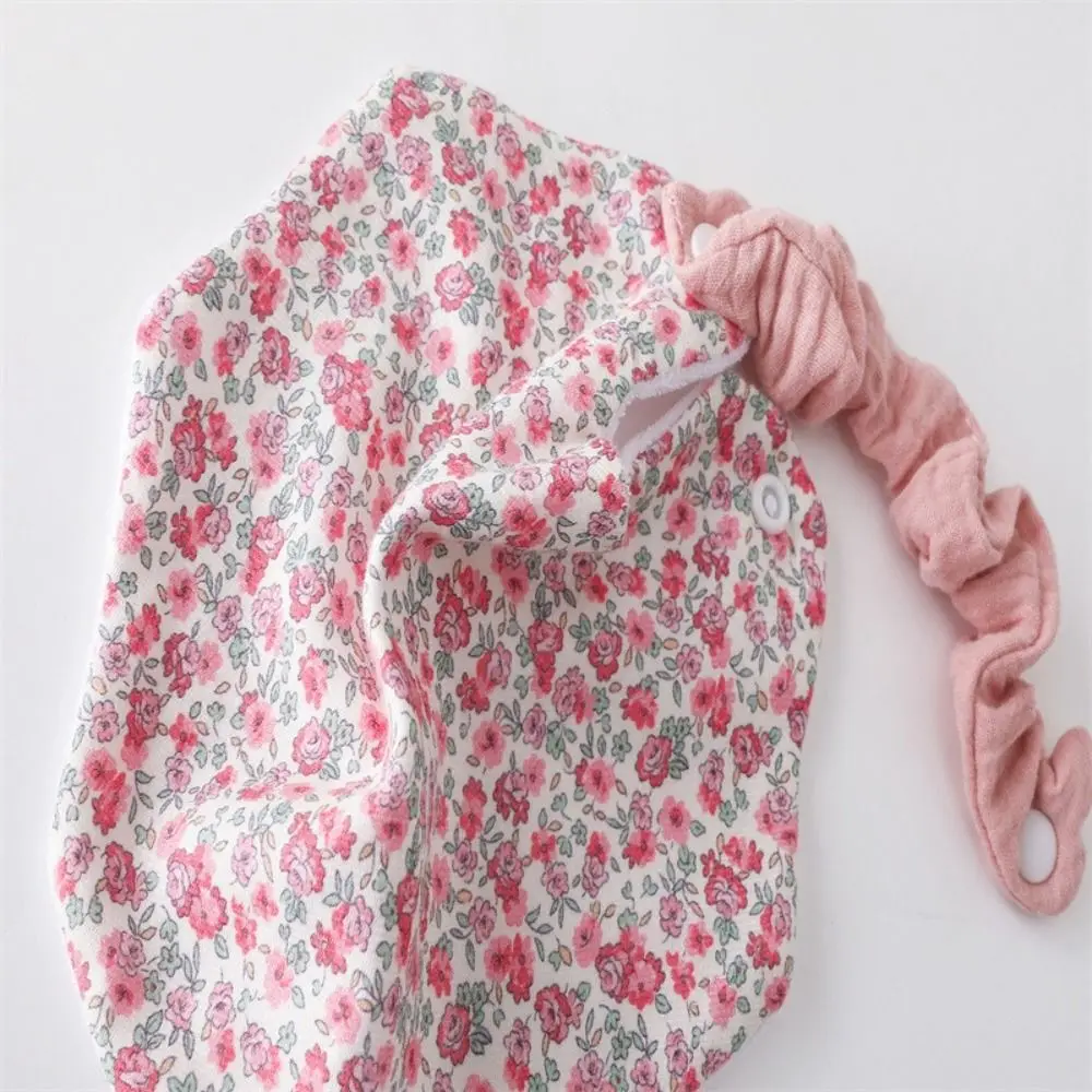 Cotton Gauze Baby Feeding Bib Printed Design Soft Texture Drool Bib Floral Pattern Wave Shape Cotton Bibs For Newborn Infants