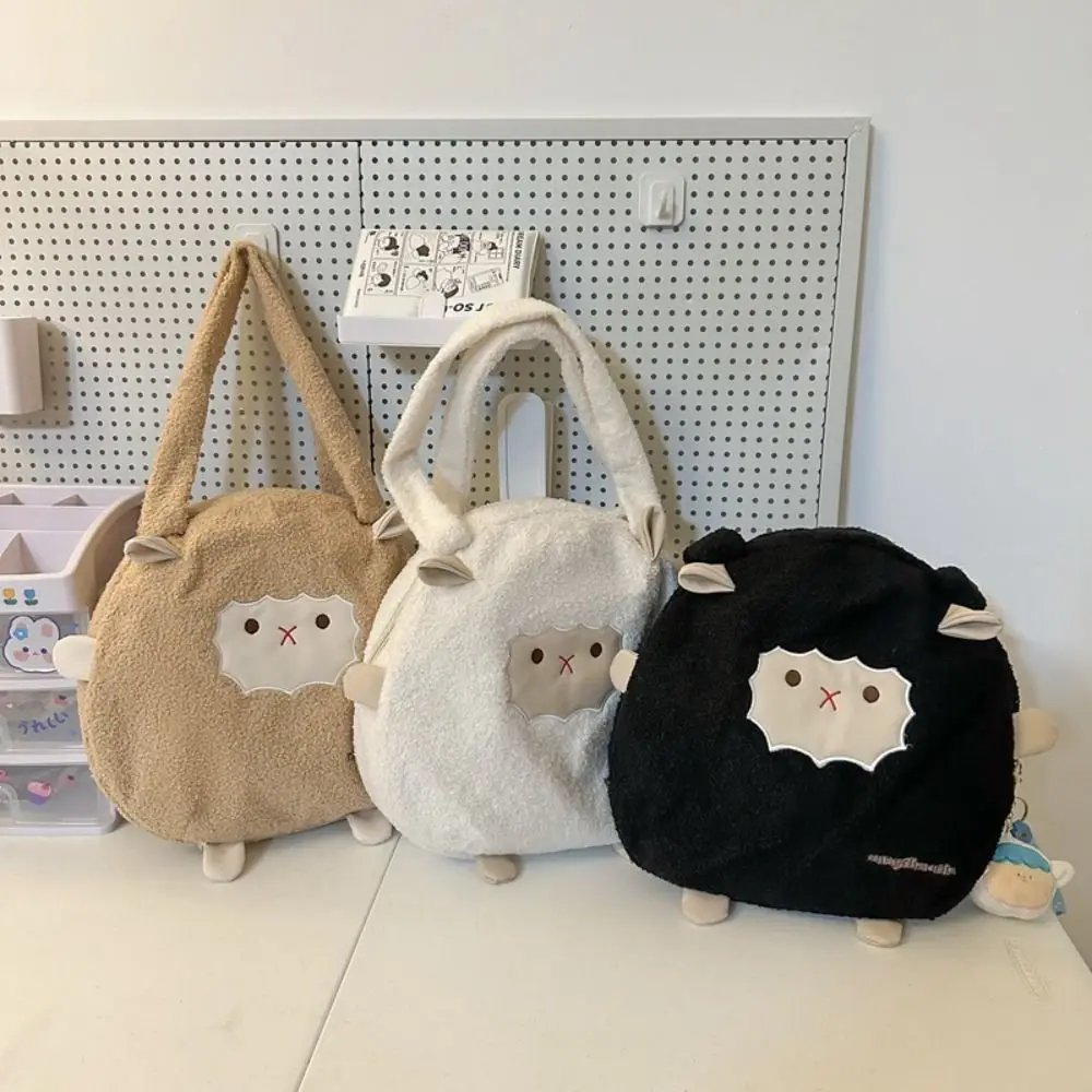 Portable Large Capacity Sheep Plush Shoulder Bag with Pendant Kawaii Warm Tote Bag Korean Style Soft Animal Doll Handbag Girls