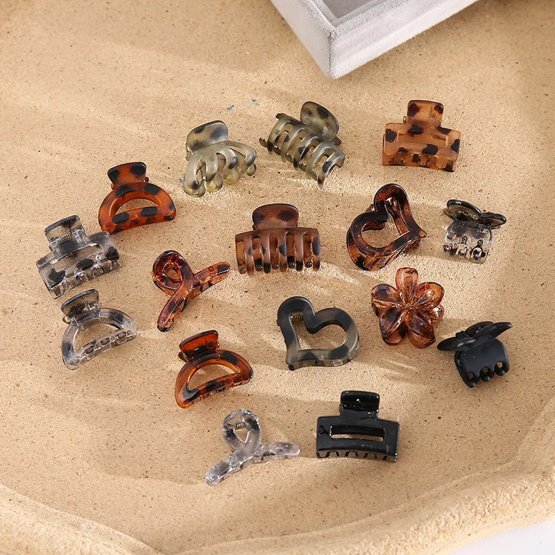 

Mini Flower Hair Crab Hair Clips for Women Creaseless Styling Claw Clip for Bangs Styling Hair Accessories for Women Accesories