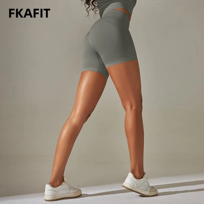 Women Sports Short Squat Proof Seamless High Waist Buttock Fitness Tight Women Yoga Legging Shorts Cycling Athletic Gym