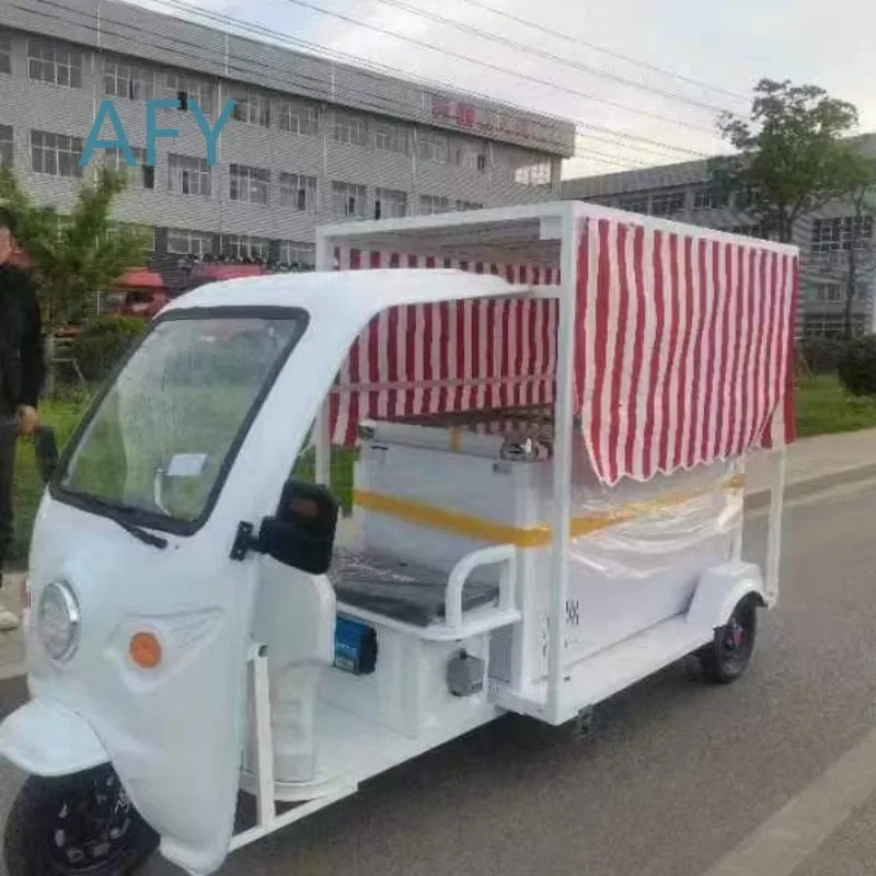 Multifunctional mobile ice cream truck, refrigerator refrigerated beverage truck, mobile fresh-keeping transportation tricycle