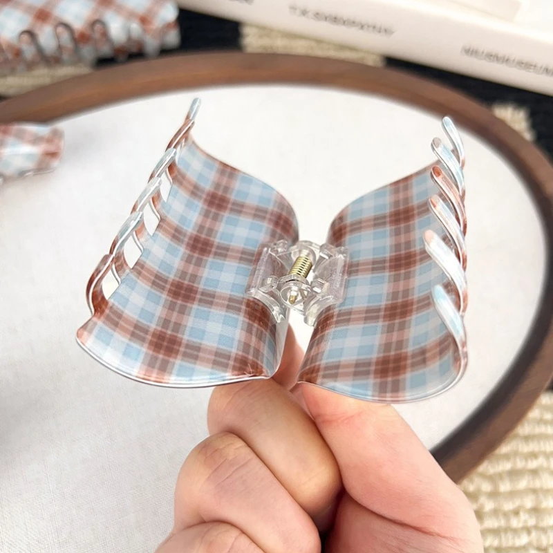 NUOVO 11 CM Grande Marrone Blu Griglia Modello Artiglio Dei Capelli Acrilico Artiglio Pinze Autunno Inverno Pinze per Le Donne Accessori Per Capelli Delle Ragazze