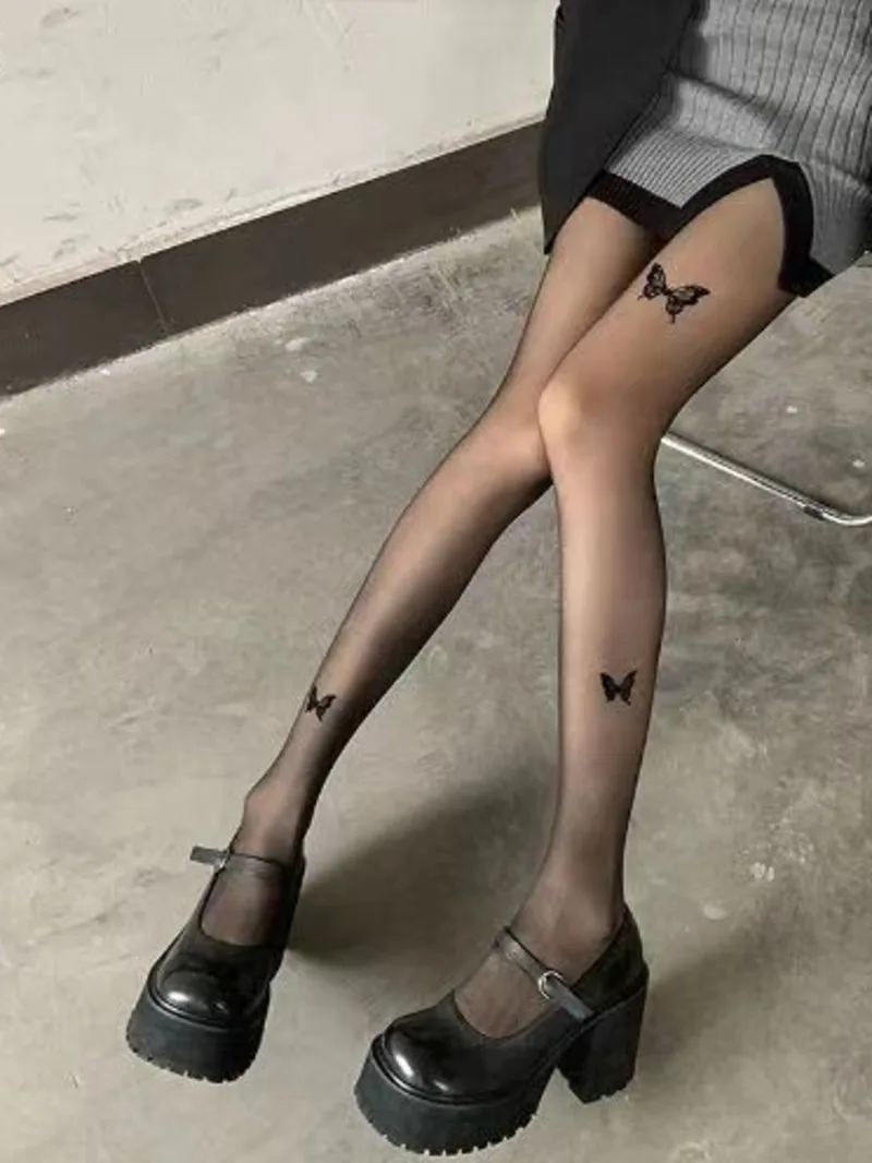 مثير فراشة جديدة مطبوعة جوارب طويلة طبعة رقيقة 2024 جديد الغريبة تخزين شخصية الساق الجمال مثير فراشة تخزين 6HB1