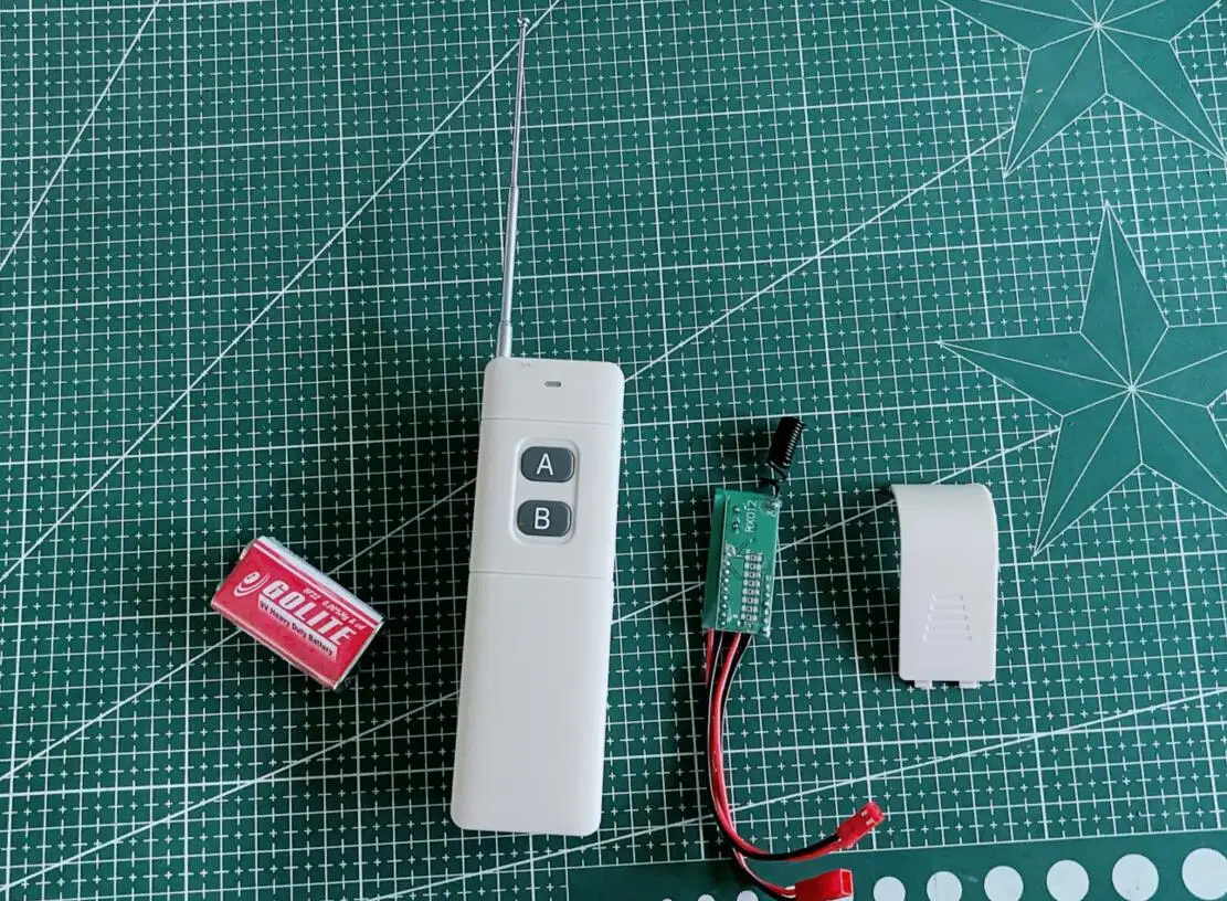 RC Remote Controlled AUX on/Off Electronic Switch Relay 433mhz Control battery for RC Car airplane rc on Off super long range