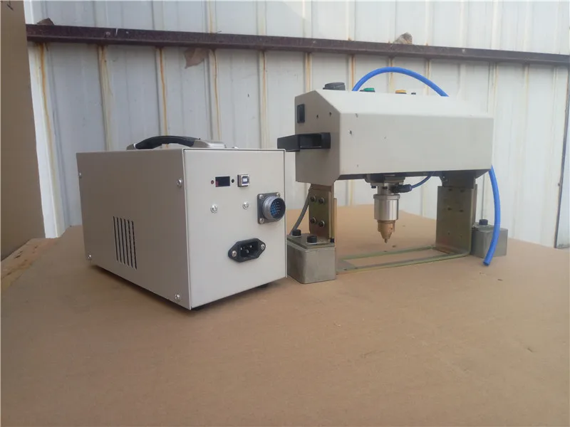 Industrial Portable Hand Held Engraving Machine Automatically CNC Date Time Stamp Machine 140*40mm