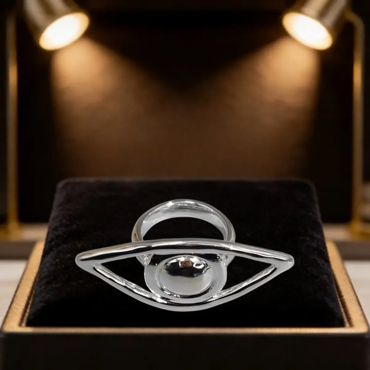 2026 Spain Neutral Cold Wind Gold Silver Eye Shaped Ring Jewelry Accessories Charm Gift