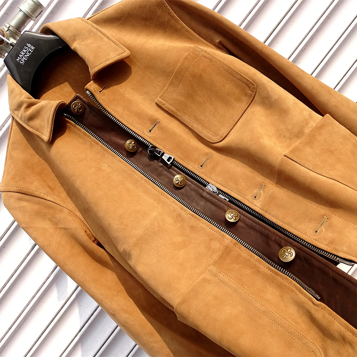 アメリカ産水染めスエードオールドゴートスキン