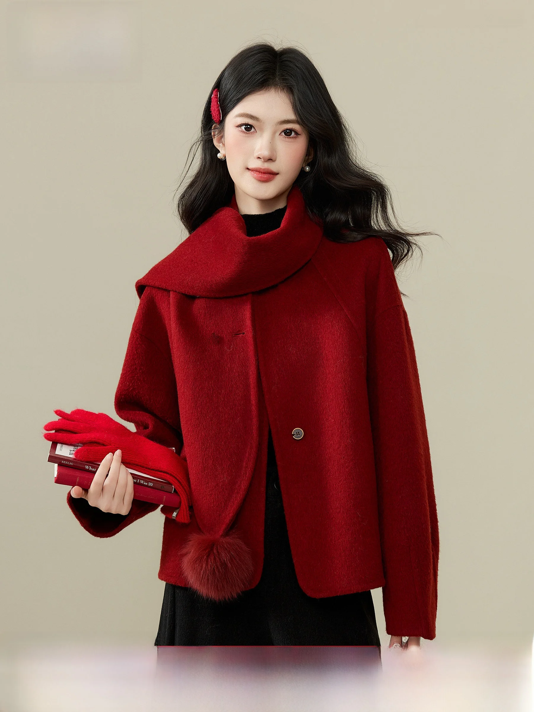 

Lingjiu Double-Sided Woolen Scarf Decorated with Furry Balls Short Sleeve Long Sleeve round Neck Lambswool Jacket for Women