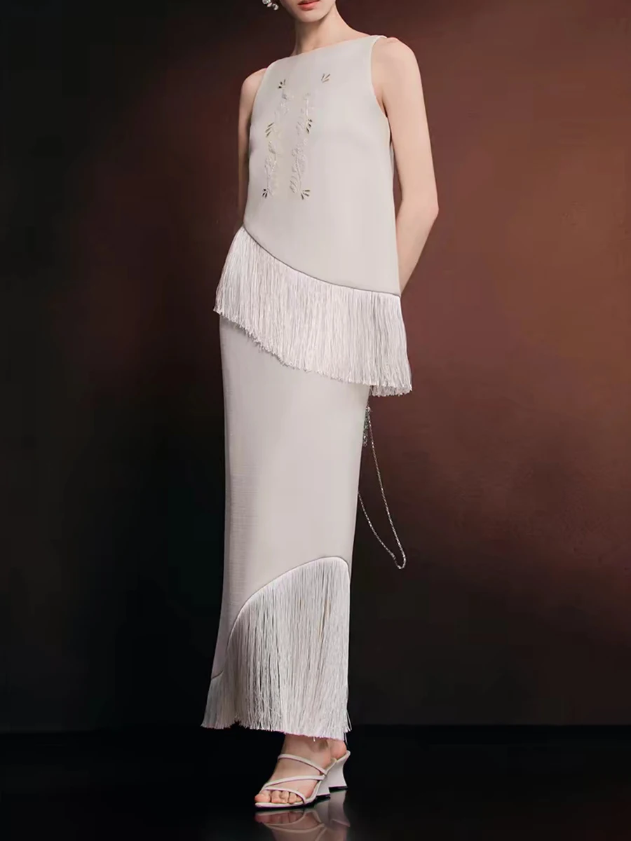 TWOTWINSTYLE Solid Spliced Tassel Loose Two Piece Set for Women Round Neck Sleeveless Top High Waist Skirt Sets Female Elegant