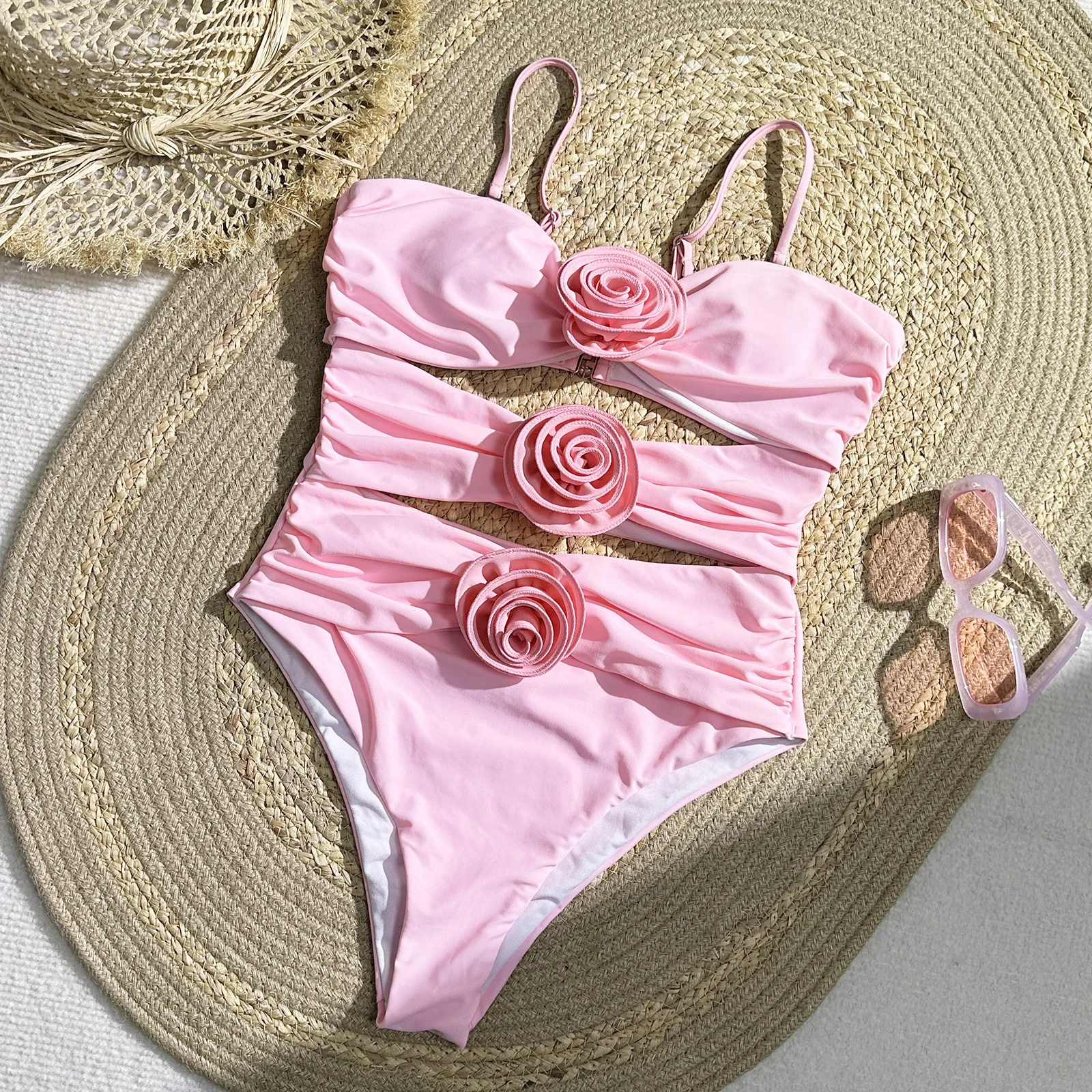 

2024 women sexy one piece cut out swimsuit for plus size swimwear designer clothing bandeau bathing suit string bikinis swimwear