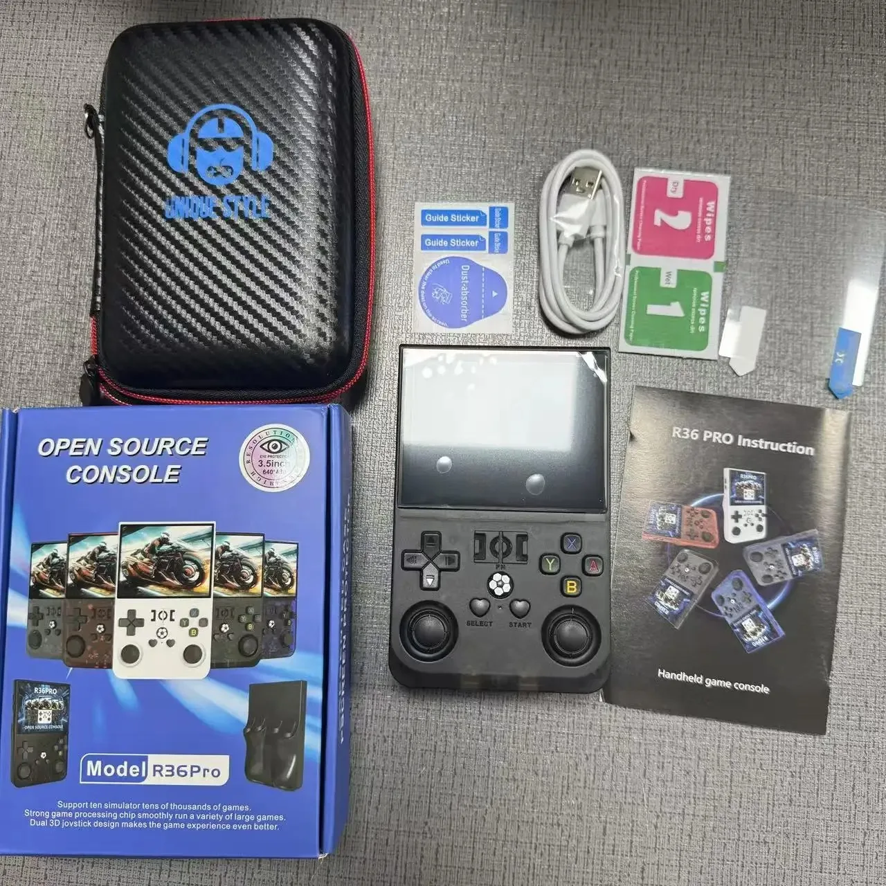

720x720 IPS Screen Retro Handheld Game Console R36MAX 4.0 Inch 128GB Built-in 22000+ Classic Game Portable Hand Held Open Source