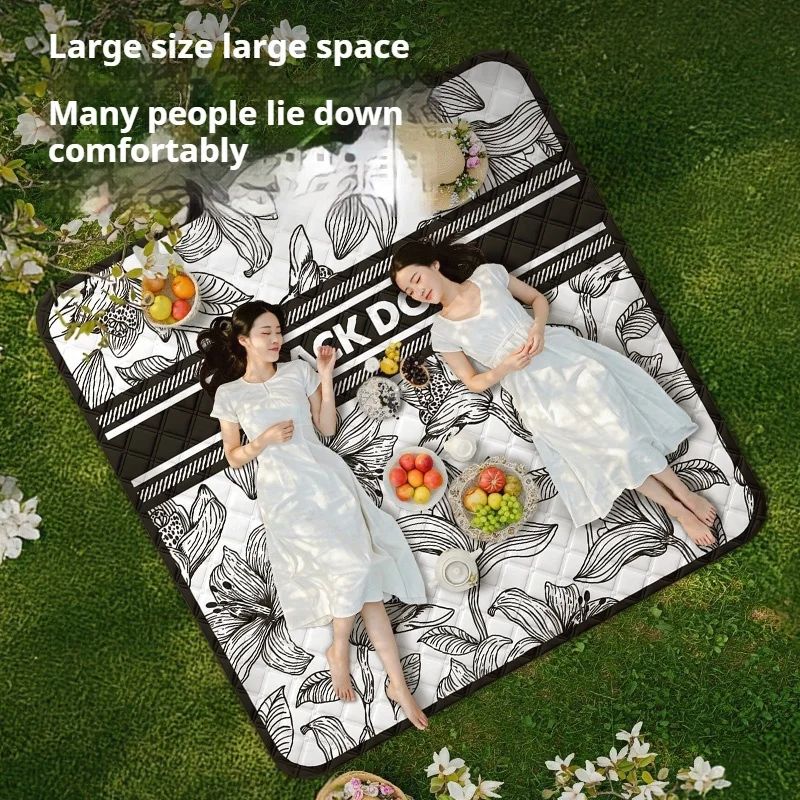 

Naturehike BLACKDOG Ultrasonic Picnic Mat Waterproof Cotton Aluminum Film Carpet Outdoor Moisture-proof Pad Camping Mattress