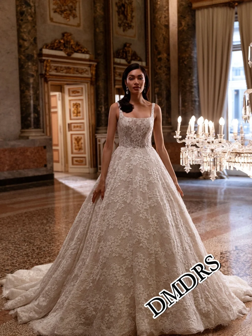

DMDRS Classic Lace Wedding Dress Romantic Spaghetti-Strap Bridal Gowns Charming Appliquéd Floor-Length Wedding Gowns Vestidos De