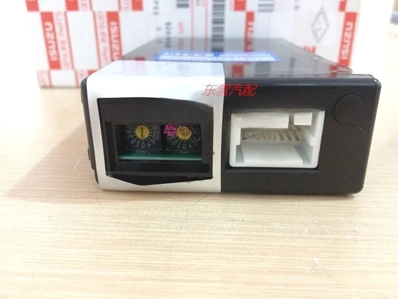 Hot saleIsuzu pump truck 6WF1 CYZ meter controller, computer version, Japanese factory