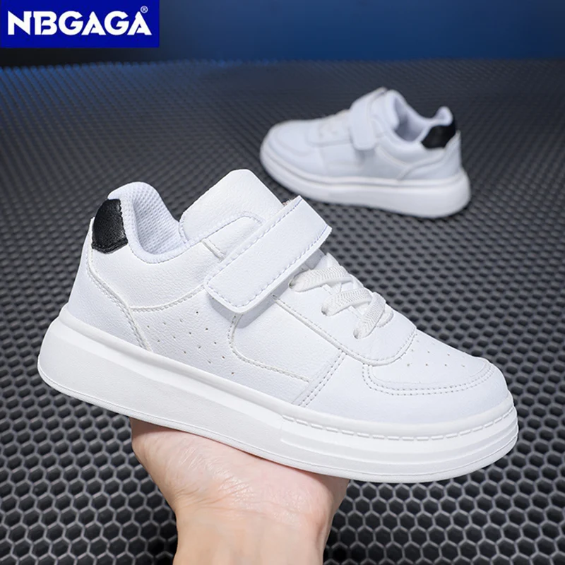 Nowe buty dla chłopców tenisówki dziecięce sportowe buty do biegania Casual Girls buty do chodzenia skóra miękka podeszwa dziecięce buty do mały