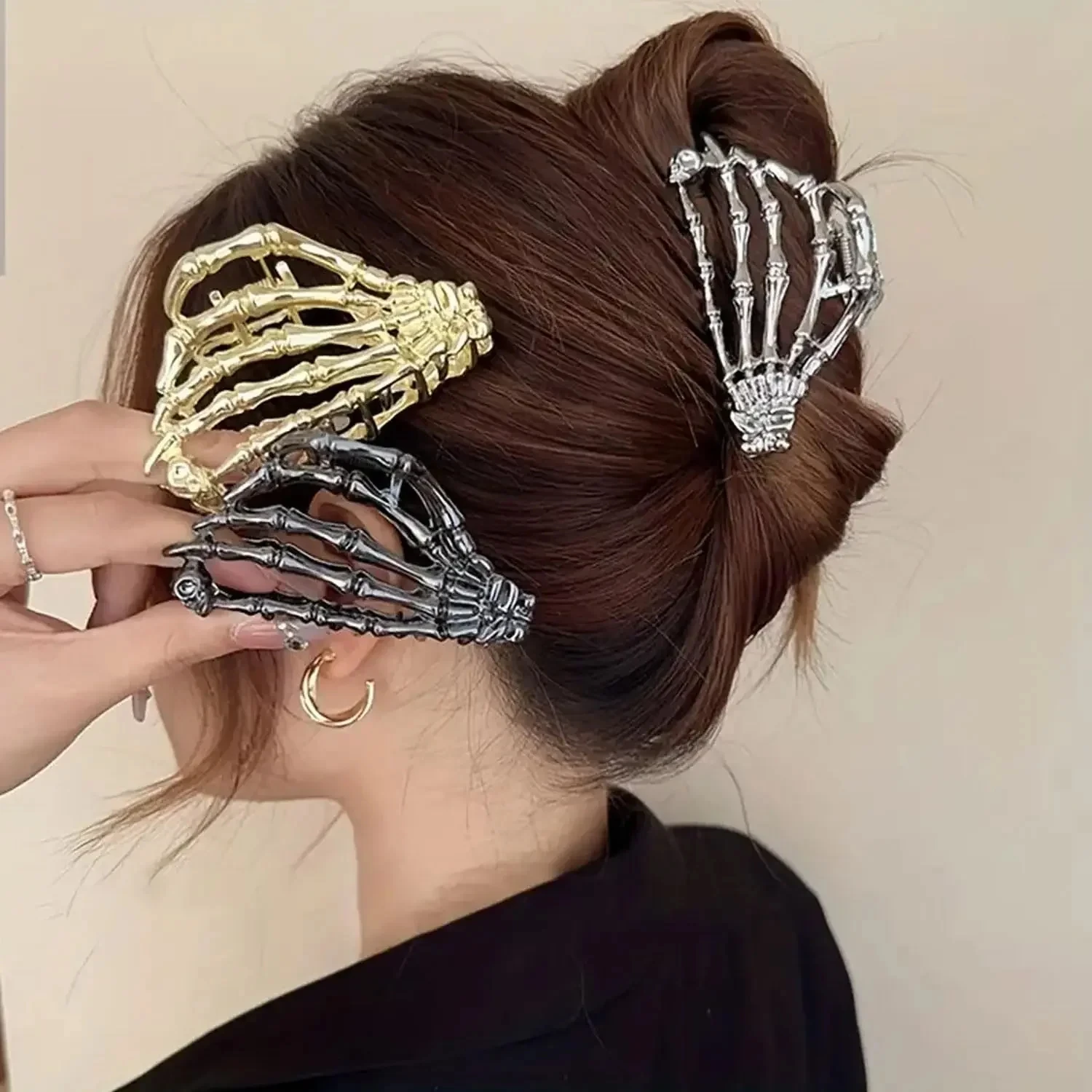 Punk Metal Skeleton Hand Bone Hair Scratch High Grade Shark Clip Halloween Party Hair Accessories Hair Crab Hairpins Jewelry