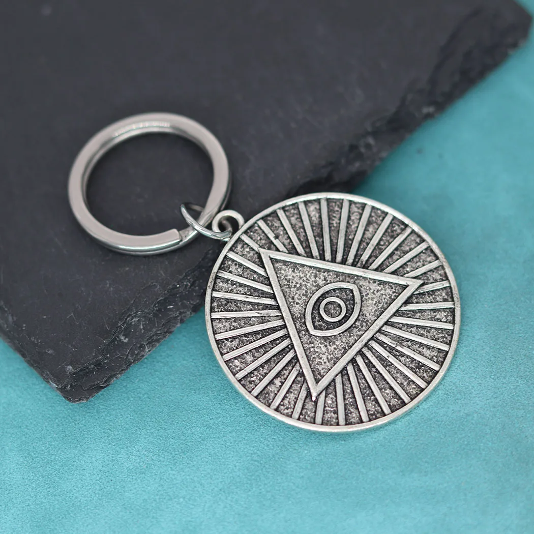 Masonic All-Seeing Pyramid Eye Templar Symbol Keychain Simple Masonic Pendant Key Chains For Men Women Punk Jewelry Amulet Gift