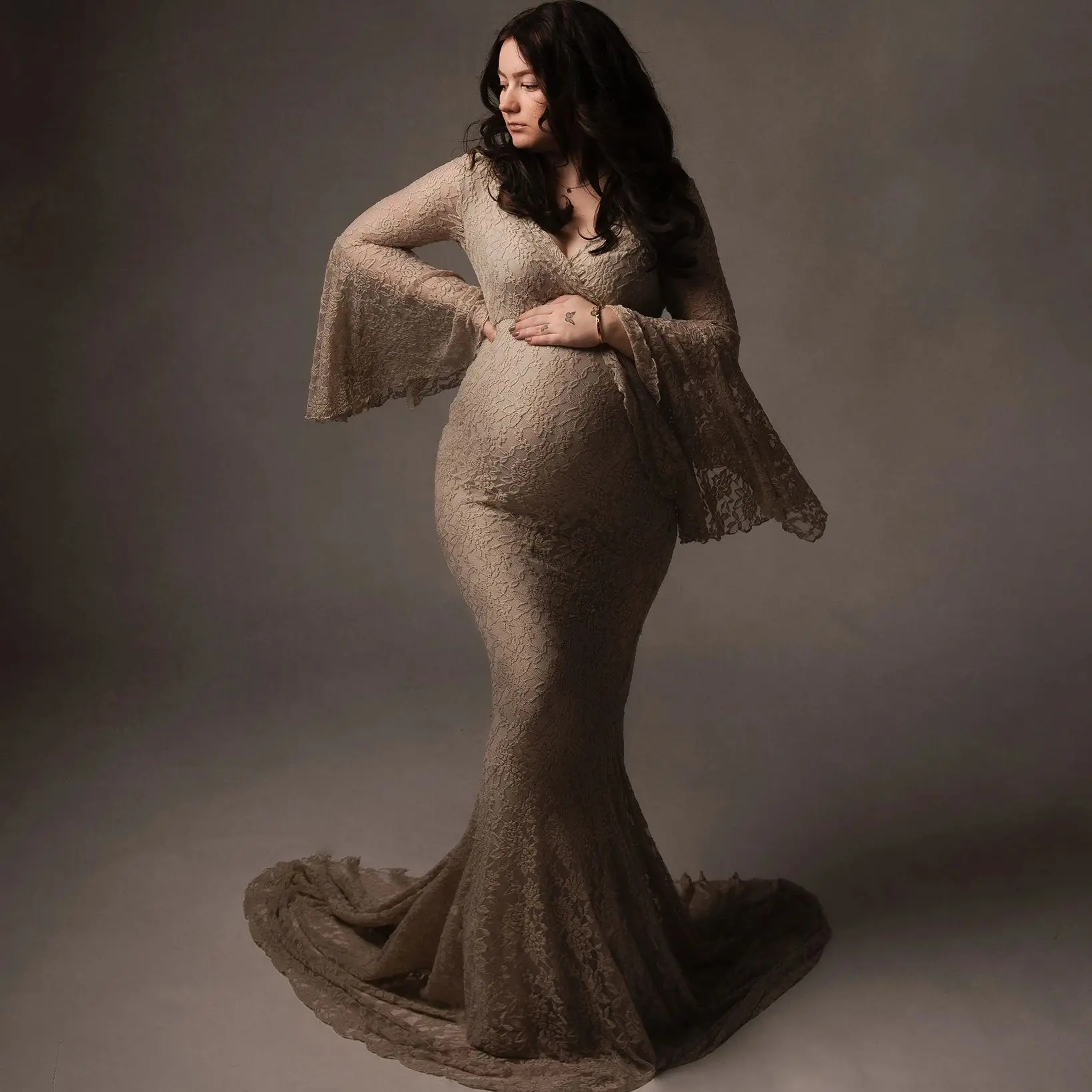 Khaki Mermaid Evening Dresses Vintage V Neck Lace Maternity Photoshoot Robes Elegant Long Sleeves Sweep Train Baby Shower Gowns