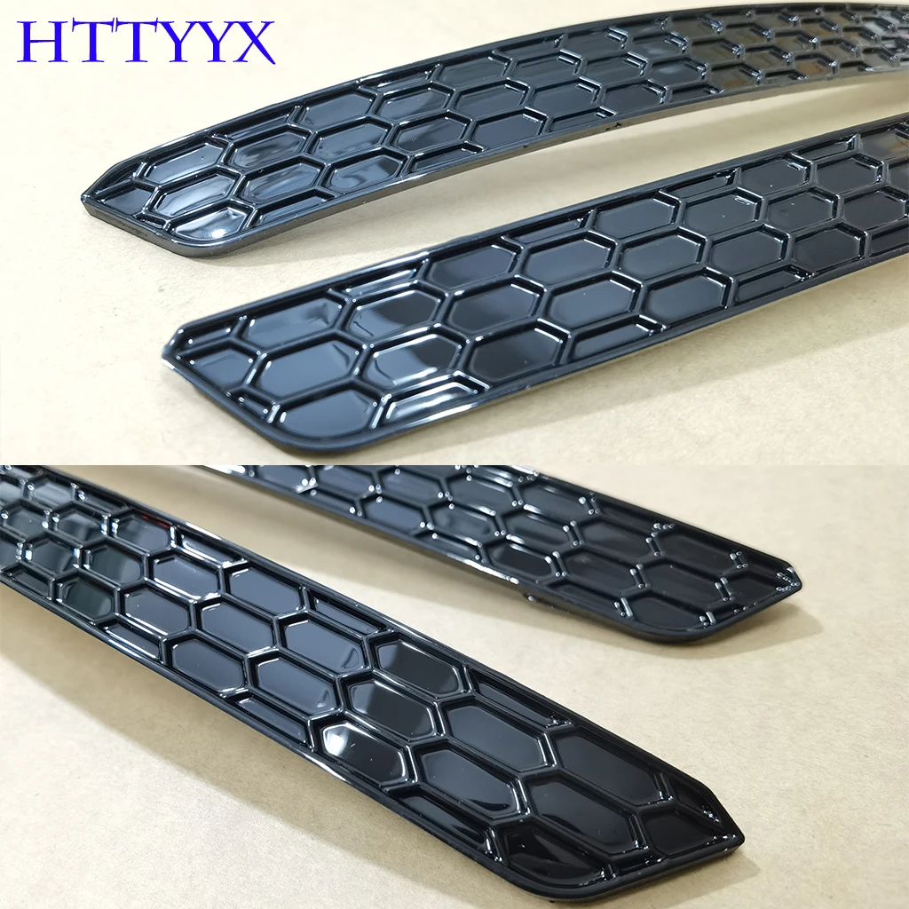 2PCS Brake Light Rear Bumper Reflector Honeycomb Double-Sided Tape Mounting For Volkswagen Tiguan MK2 2017 2018 2019 2020 2021