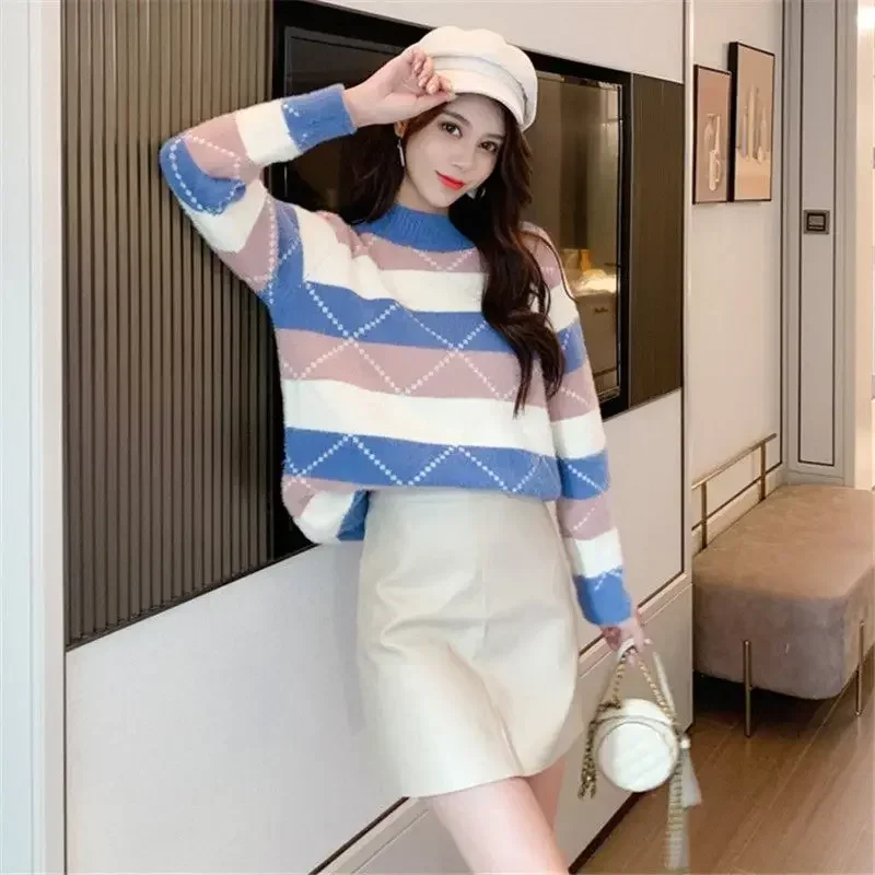 Ladies Sweaters Graphic Knitted Top for Women Blue Pullovers Sale Winter 2024 Modern Korean Fashion Cold Jumper Long Sleeve Warm