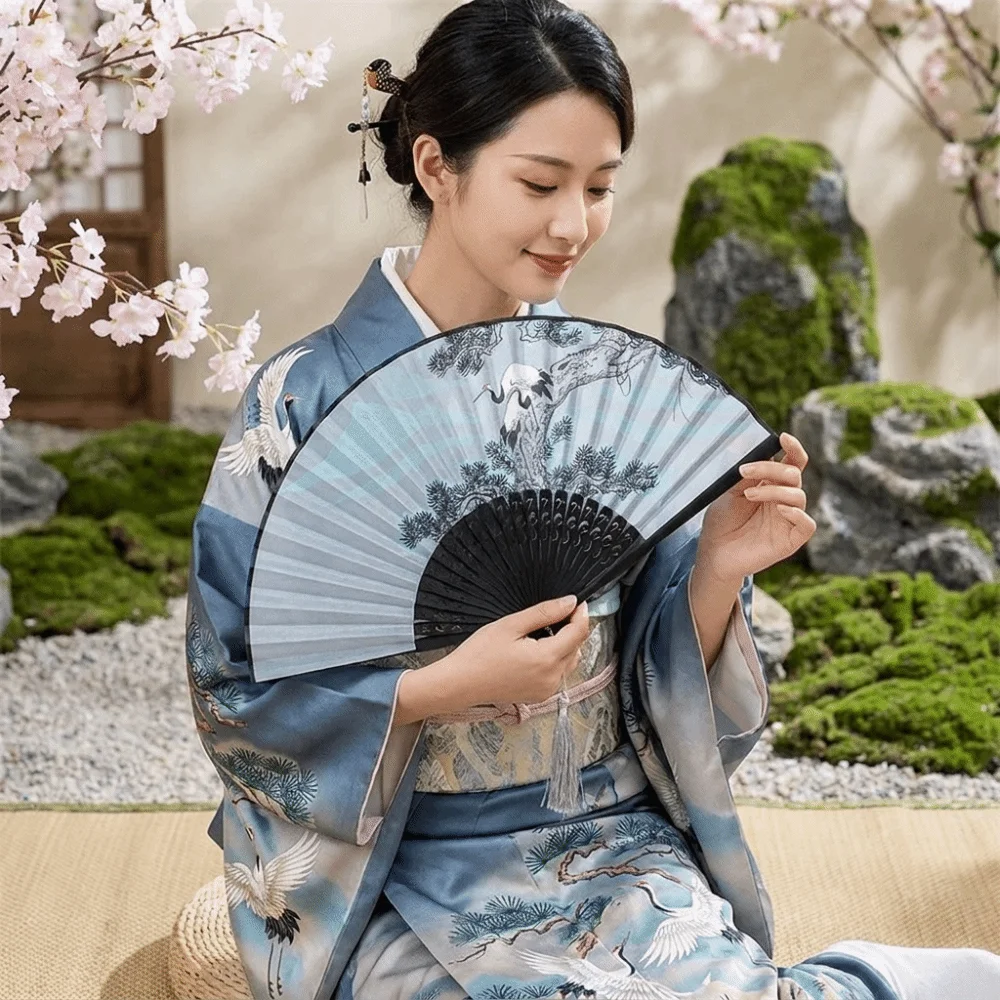 Decorative 7-Inch Ancient Style Folding Fan Classical Handmade Hand Cranked Fan with Tassels Traditional Chinese Fan Wedding