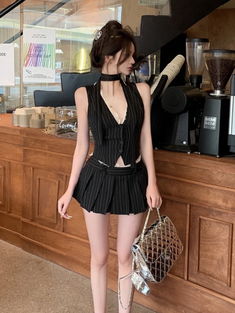 2024 Summer New Two Piece Set Streetwear V-neck Lace Patchwork Striped Casual Camisole Women + High Waist Pleated A-line Skirt