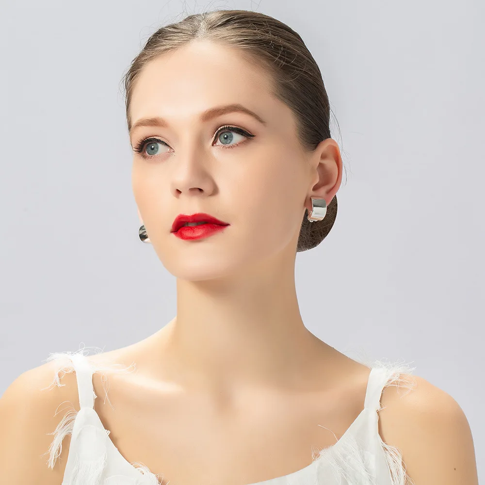 DIY accessories special for hot-selling European and American small and exquisite ear clips, fashionable and personalized geomet