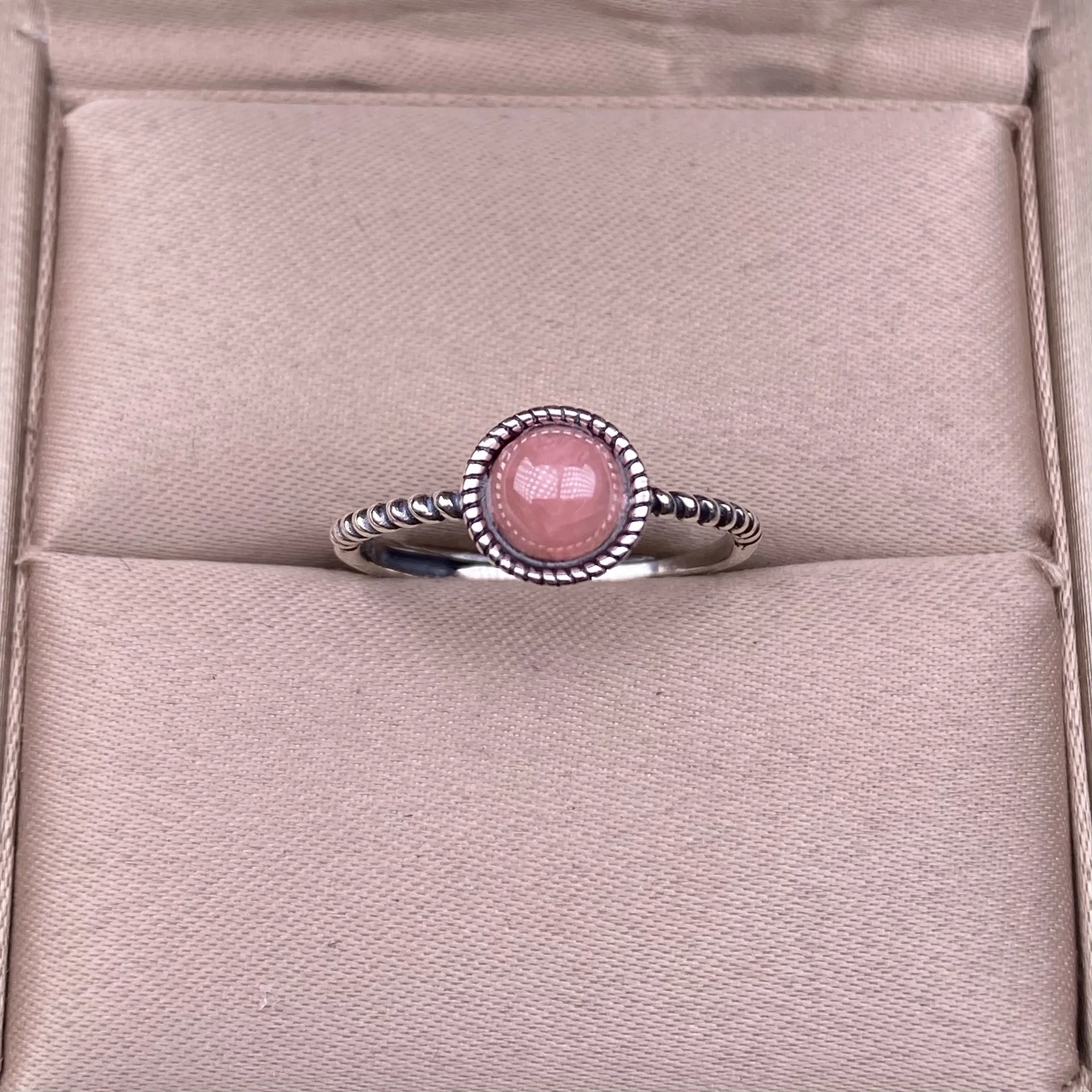 

HOYON Natural Pink Gem Ring s925 Sterling Silver Jewelry Exquisite Round Lotus Vintage Pink Crystal Women's Ring Accessories