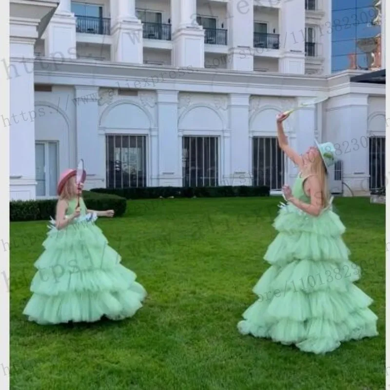 Vestido verde claro Ruffles, Mãe e filha sem mangas, Tule fofo, Mamãe e eu vestido, Sessão fotográfica ou férias