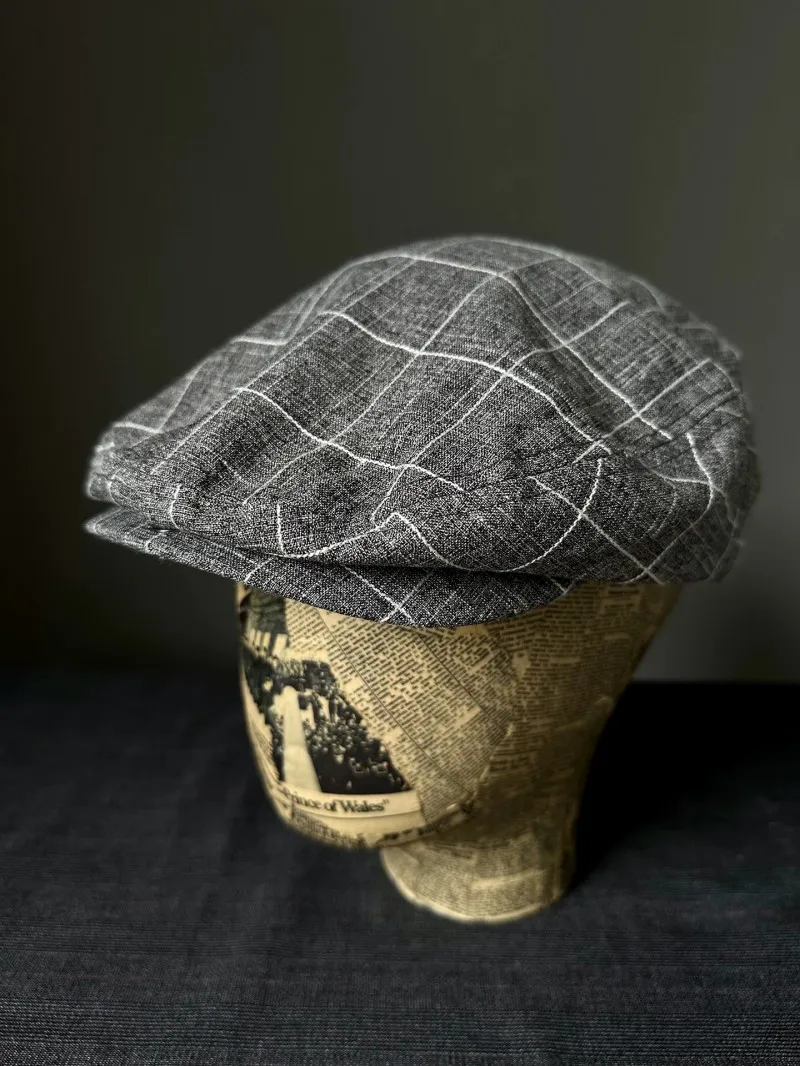 

Men's British Style Plaid Sub-Brimmed Retro Baseball Cap Wide Brim Gentleman's Newsboy Cap New Style Gentleman Accessory