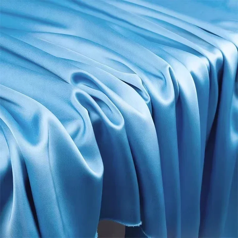 Сине-зеленая глянцевая мягкая атласная ткань, пришитая и играющая с официальными платьями, платья-бретельки, дышащая и гладкая ткань