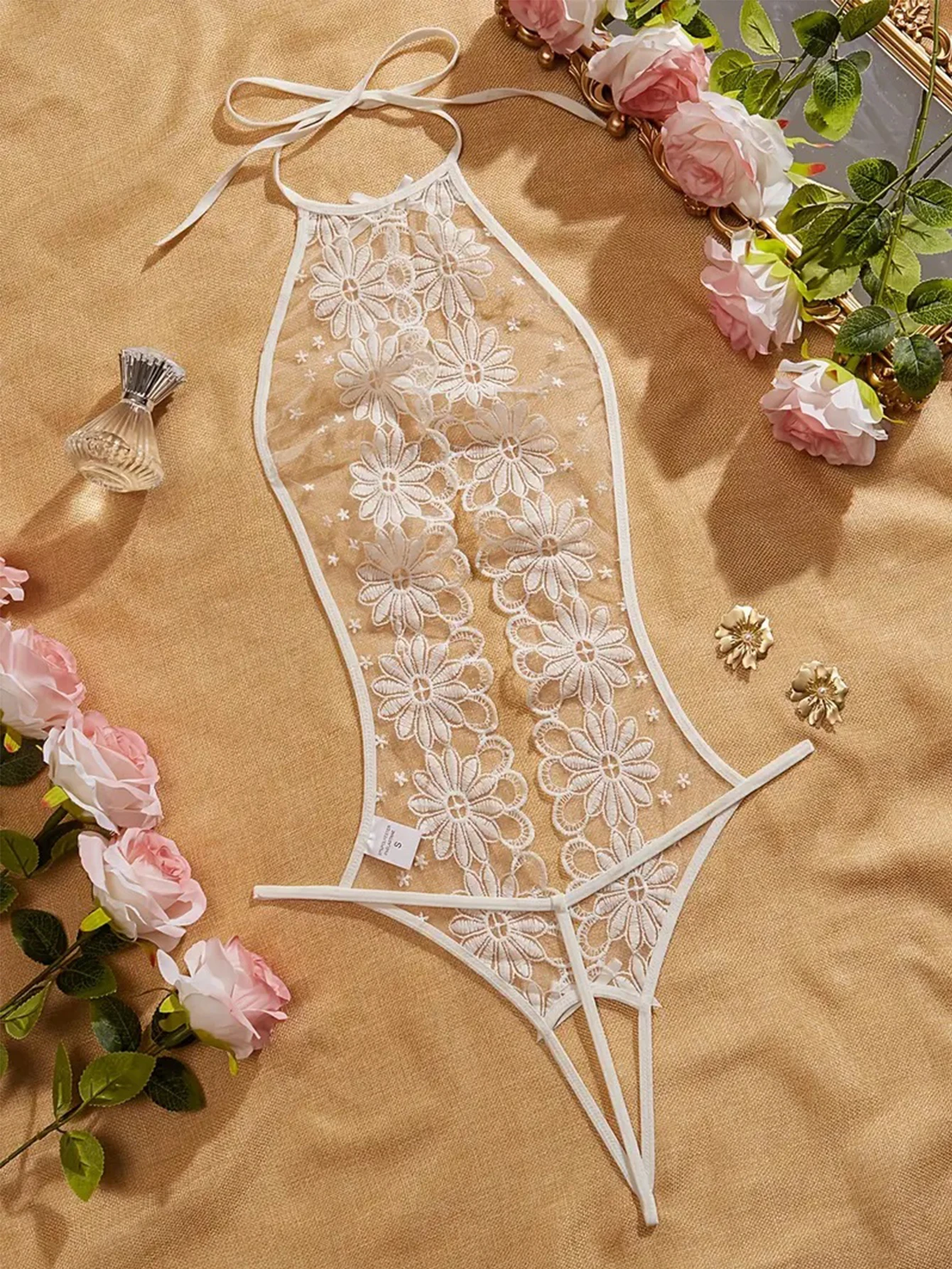 Sensual Daisy Embroidery Teddy With See-through Sexy Lingerie Backless Design Crotchless Bodysuit Perfect For Romantic Occasions