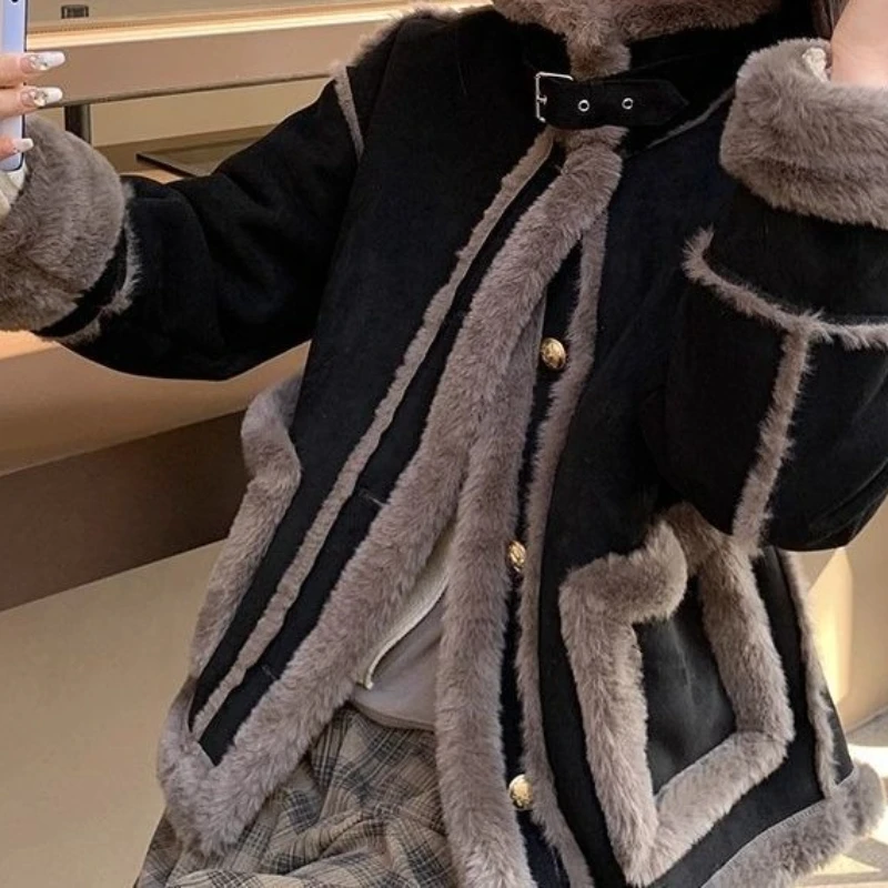 

Short Artificial Lamb Wool Coat 2025 Winter Retro Fashion Thickened Design Women's Cotton-padded Jacket Jacket