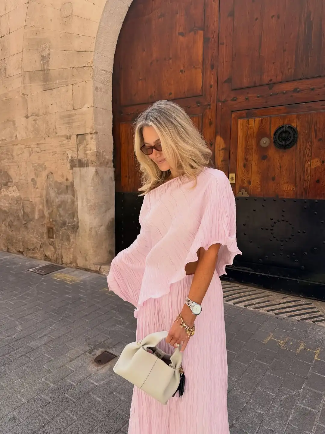 

Pink Pleated Sloping Collar Loose Skirt 2 Pieces Set Irregular Hem Cape Tops Elastic Waist Skirts Suit Women's Holiday Outfit