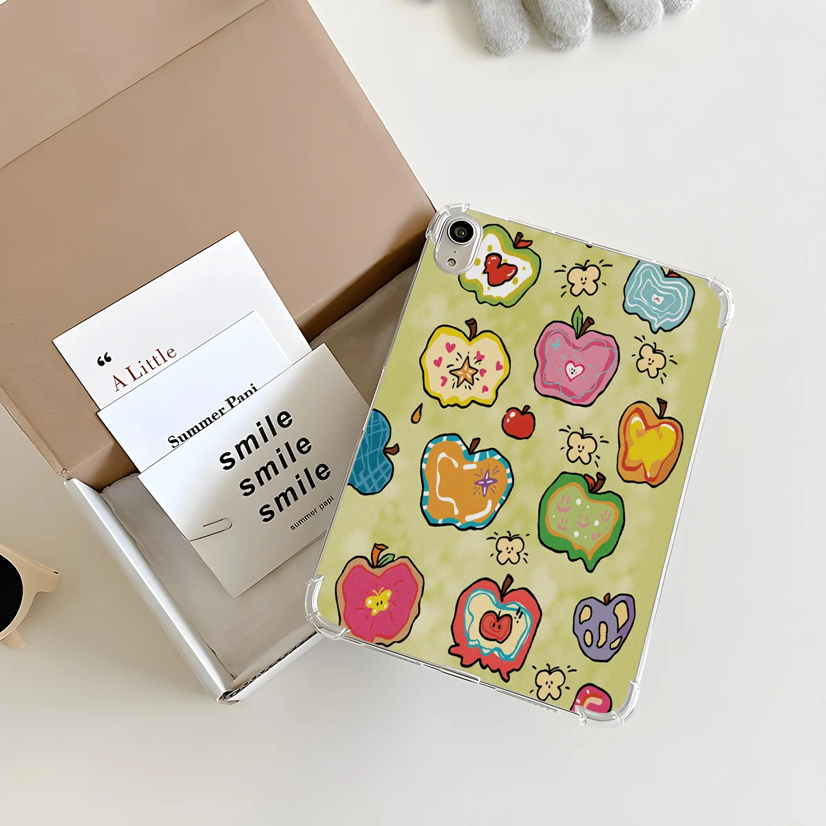 Ultra Clear Tablet Case for Apple iPad Pro 9.7 10.5 12.9 13 Air 2 3 11 13 mini 4 5 6 Shell Playful Doodle Apples Retro Childlike
