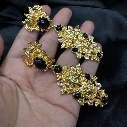 Vintage Gold Portrait Face Dangle Earrings Women Black Glass Cabochon Pink Rhinestone Victorian Statement Jewelry