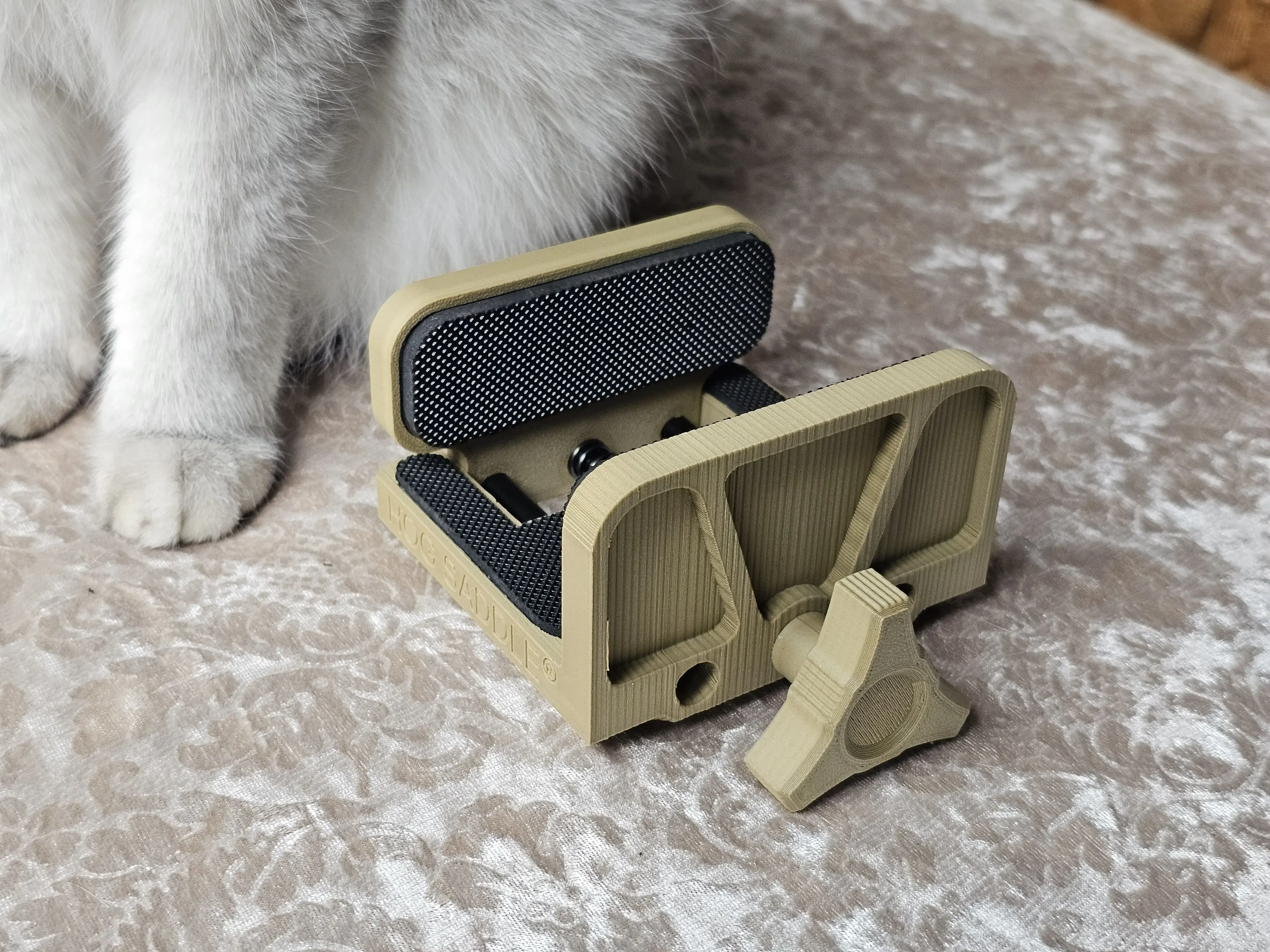 

Sand colored pan tilt camera telescope fixture pan tilt tripod injection molded metal replica original product